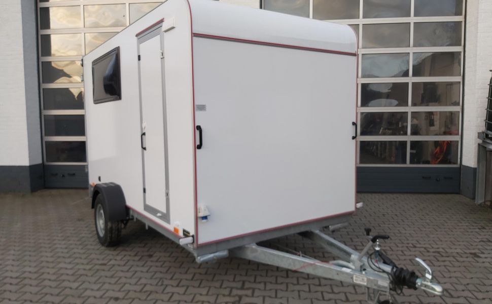 csm_48486-18192_6117502825.jpg Koffer Sport Camp TFS 360.00 360x180x190cm aero Seitentür 2 Fenster+ DL IL 230V 1300kg 100km/H – Image 1